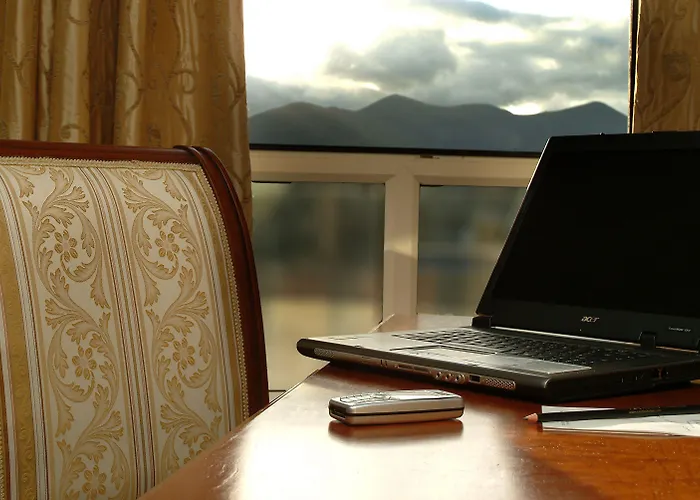 基拉尼杜郎霍尔酒店 4*