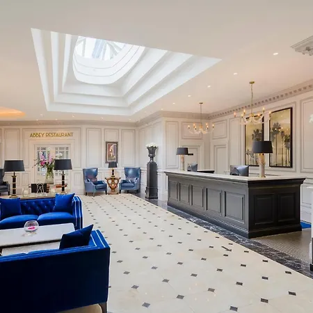 Hotel Dromhall 4*