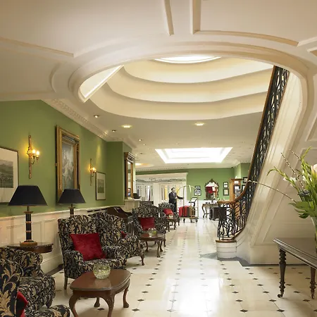 Hotel Dromhall 4*